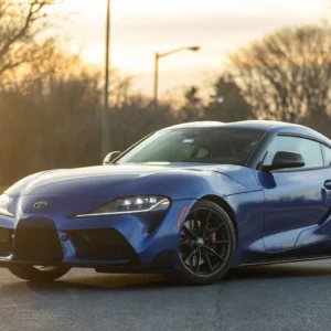 Toyota Supra MK5 Apple CarPlay Fullscreen